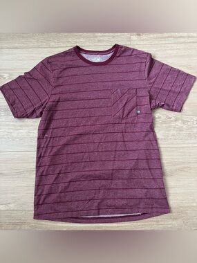 Mountain Hardware ADL T-Shirt - Men's Men's T‑Shirt in Burgundy size medium